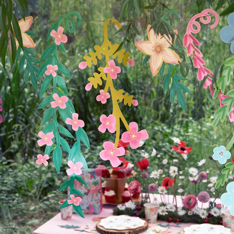 Guirnalda de Flores de Cartón