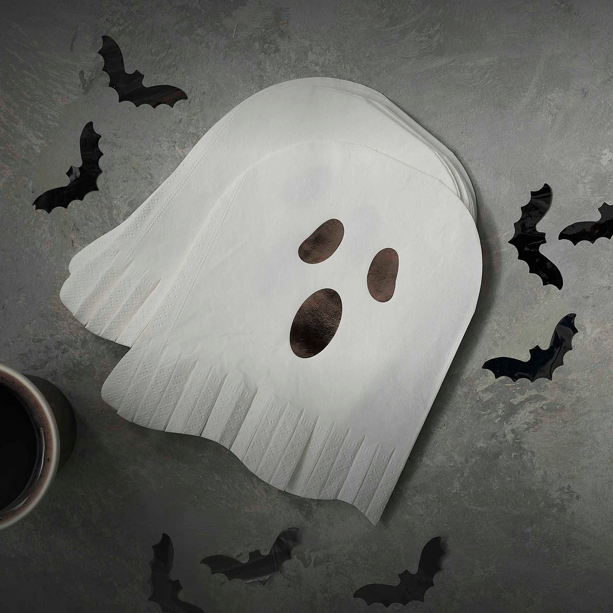 Servilletas pequeñas fantasmas con flecos- pack 16 uds.