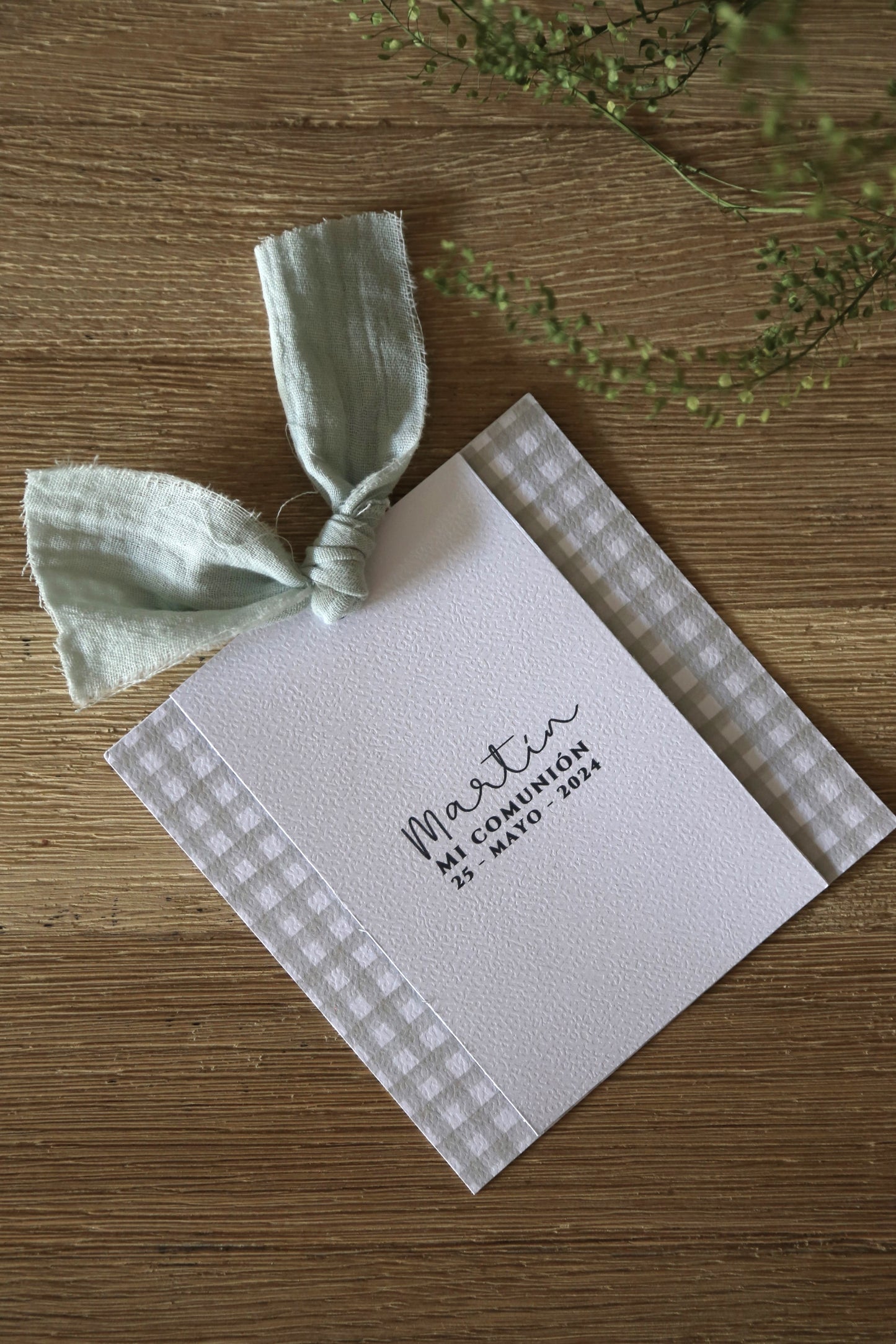 Recordatorio cuadrado doble con lazo