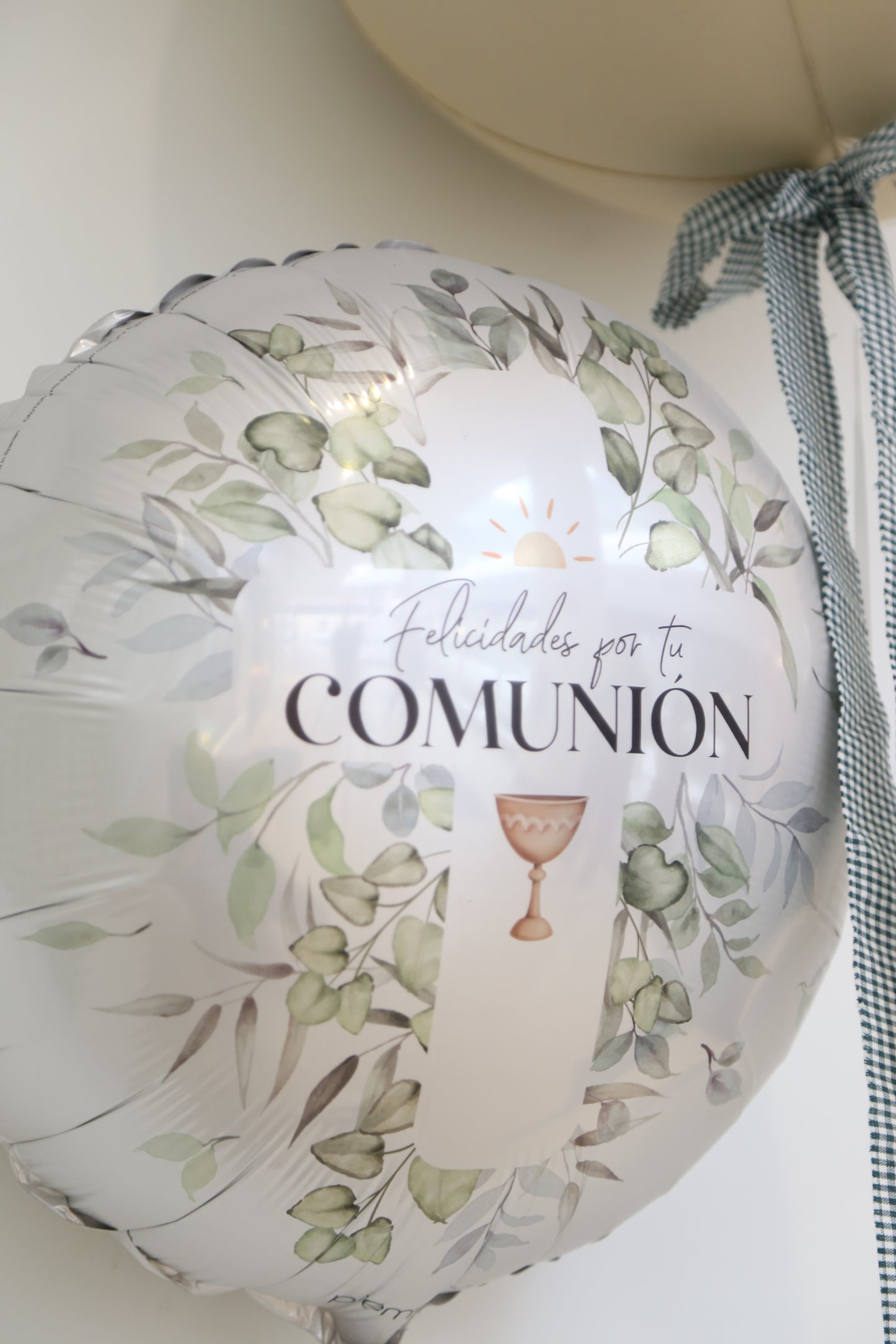 Ramo esfera y redondo -Felicidades por tu comunión-