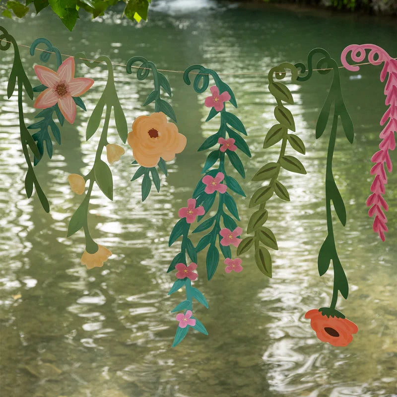 Guirnalda de Flores de Cartón