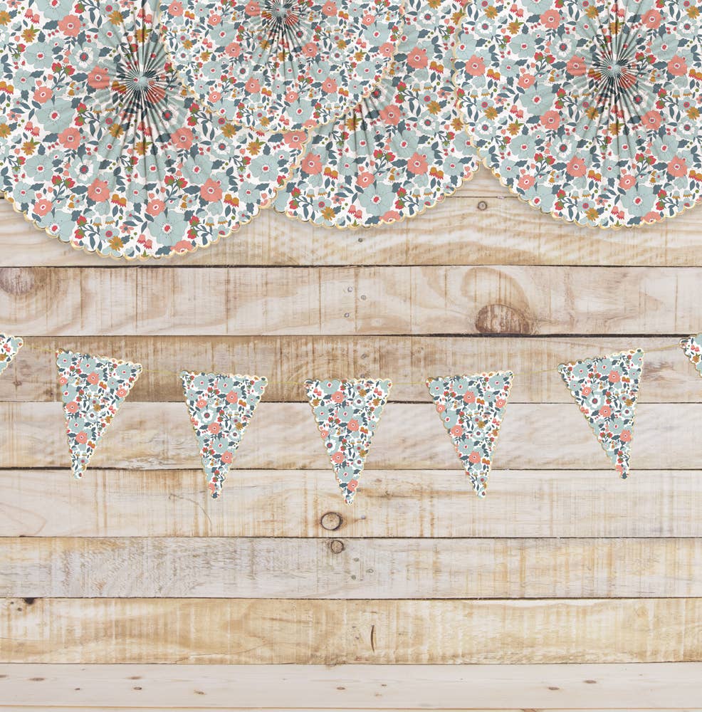 Guirnalda banderines de flores