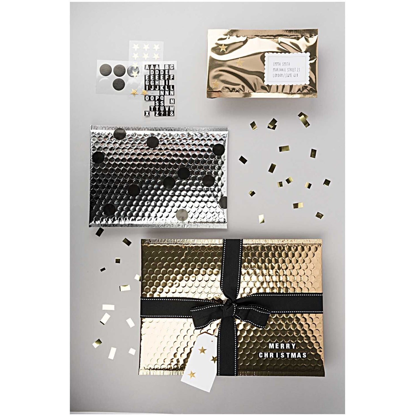 Etiquetas Adhesivas Blancas Festoneadas - Pack 8 uds.