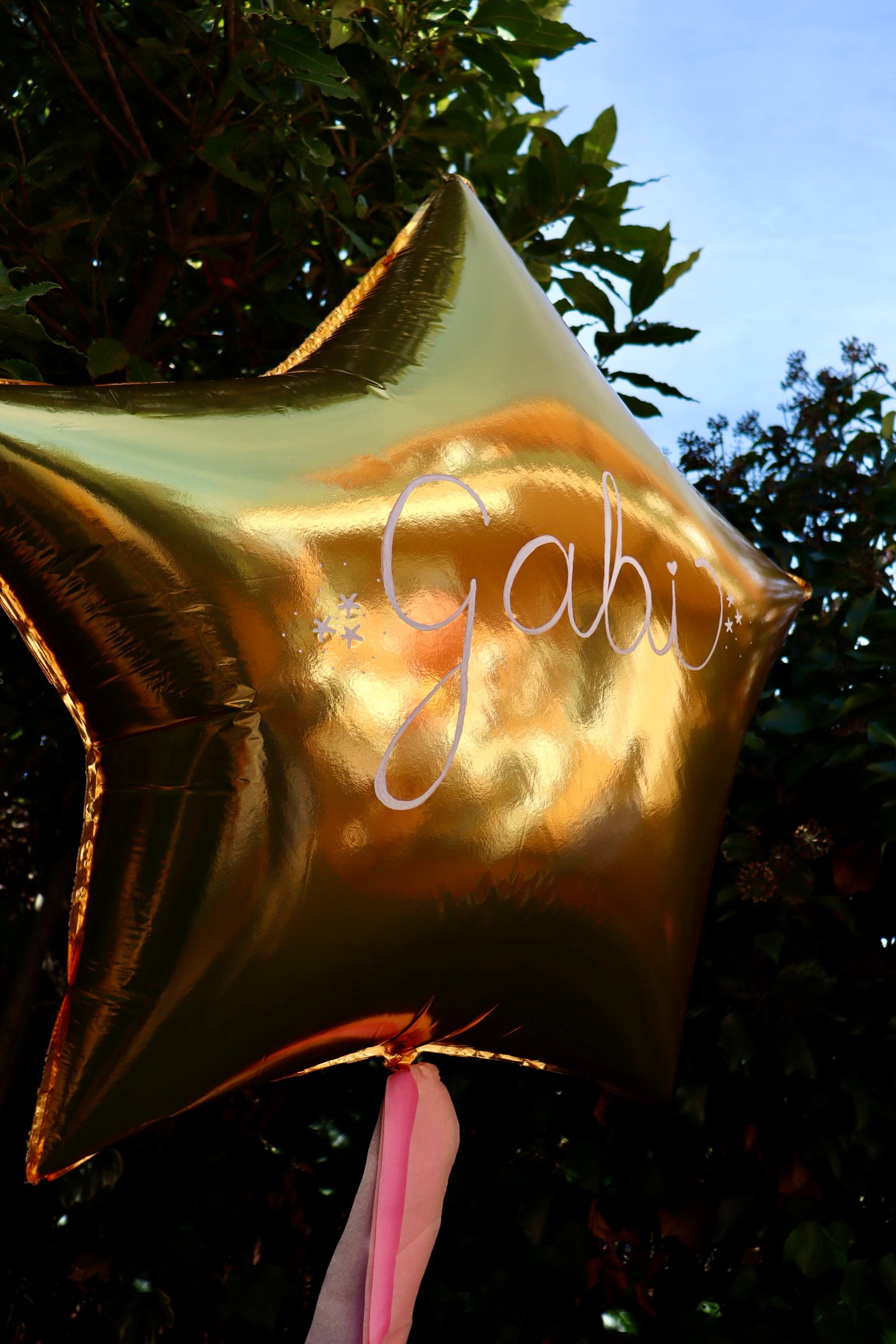 Globo Estrella XL Dorada con Borla de Papel Crepé