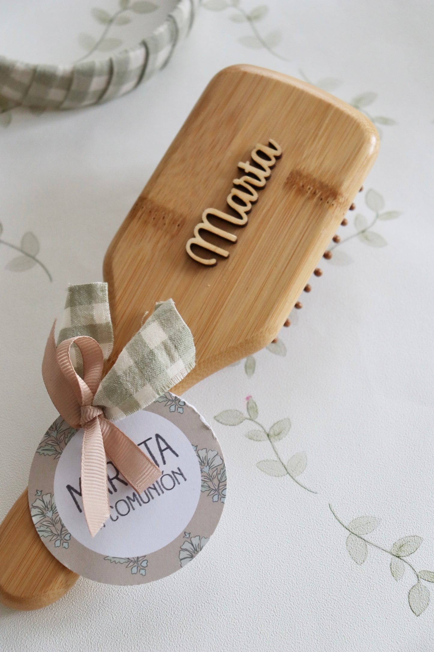 Cepillo grande con nombre