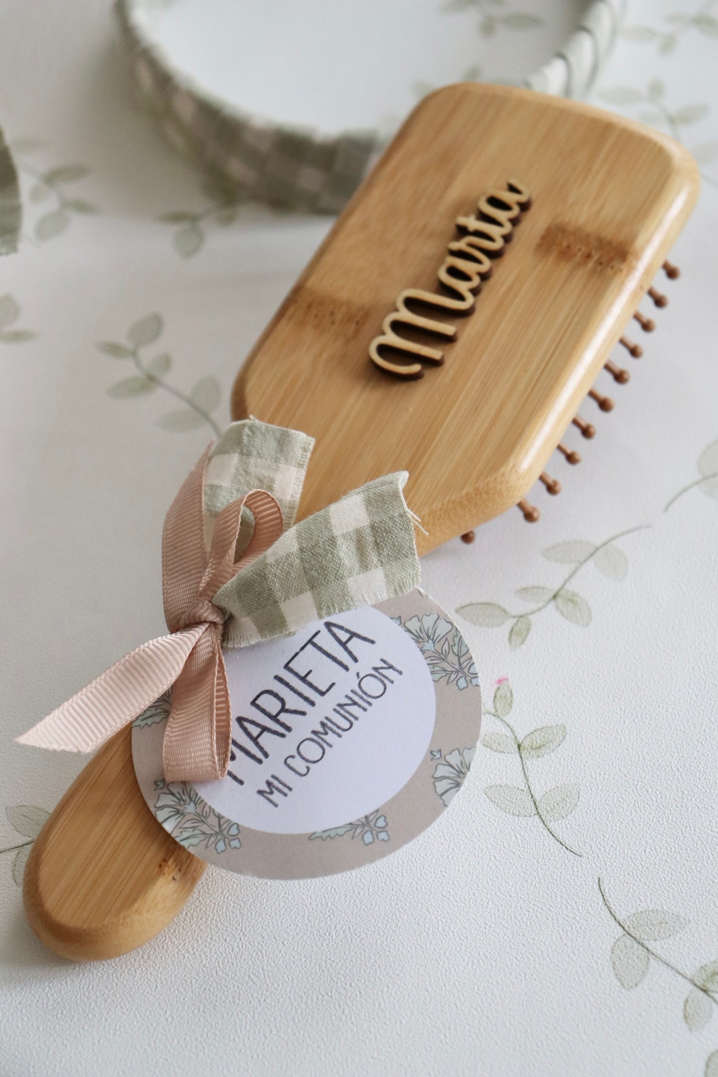 Cepillo grande con nombre