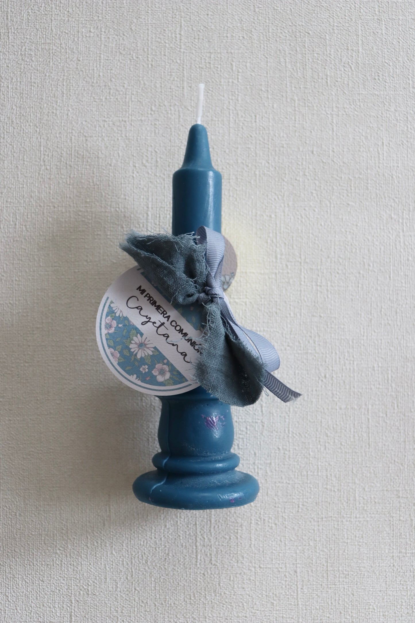 Vela Artesanal con etiqueta personalizada