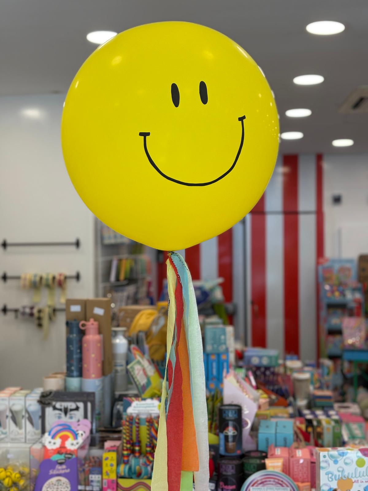 Globo Smile x Casa de fieras