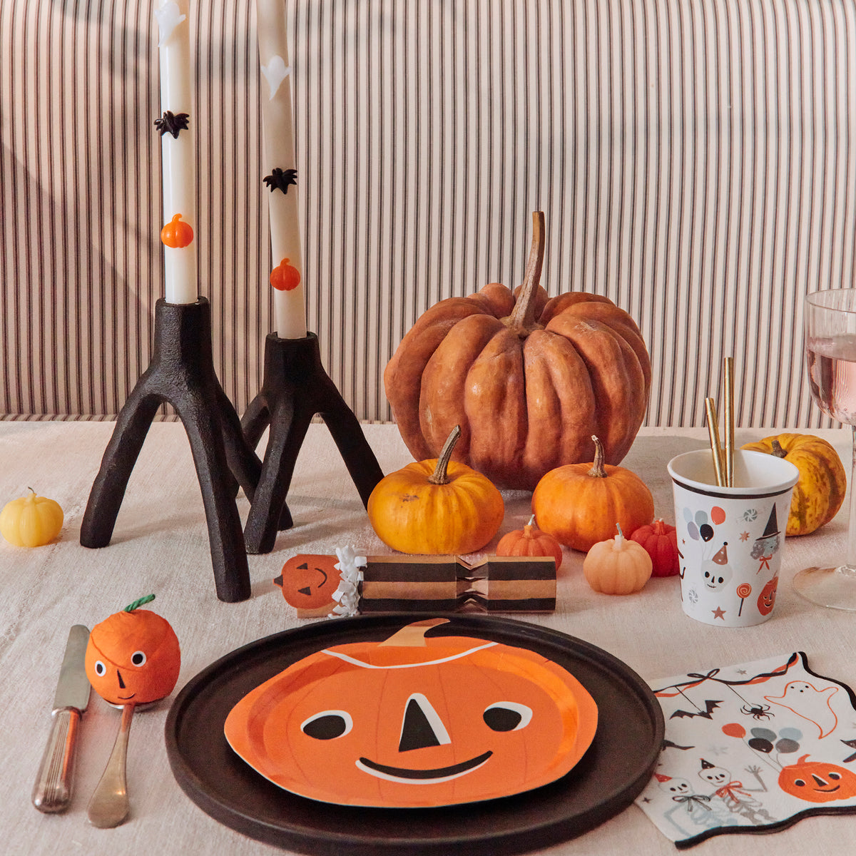 Servilletas grandes motivos Halloween- pack 16 uds.