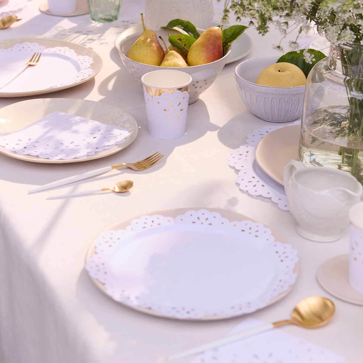 Plato blonda blanca grande – Pack 8 uds.