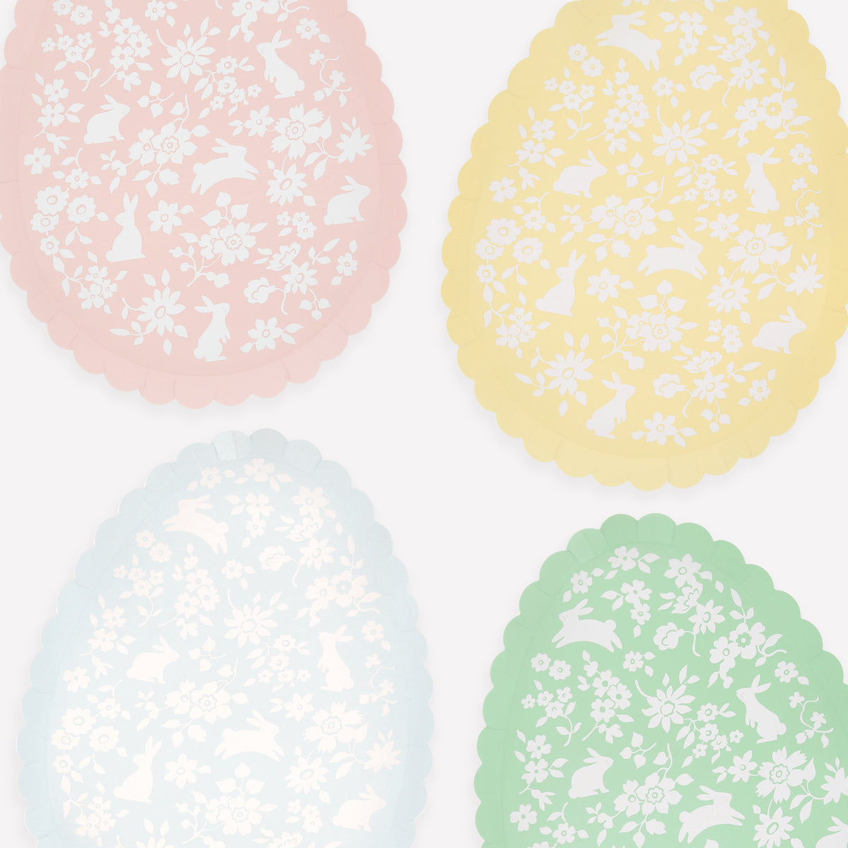 Platos ovalados flores y conejitos colores pastel- pack 16 uds.